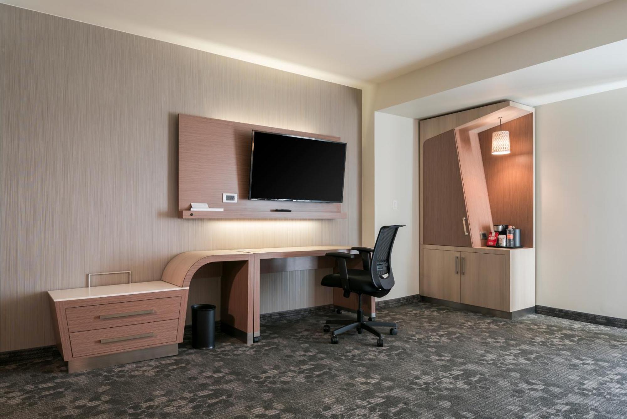 Courtyard By Marriott Ciudad Juarez Hotel Exterior photo