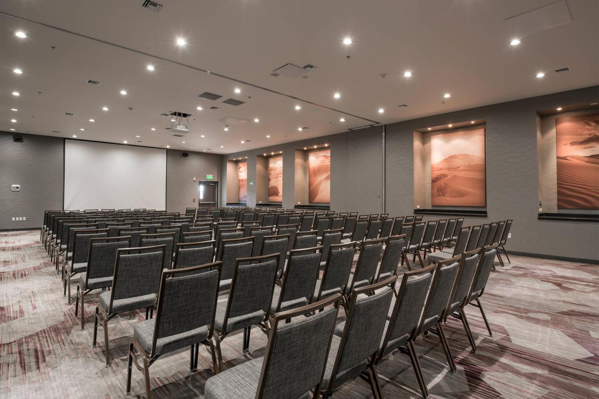 Courtyard By Marriott Ciudad Juarez Hotel Exterior photo