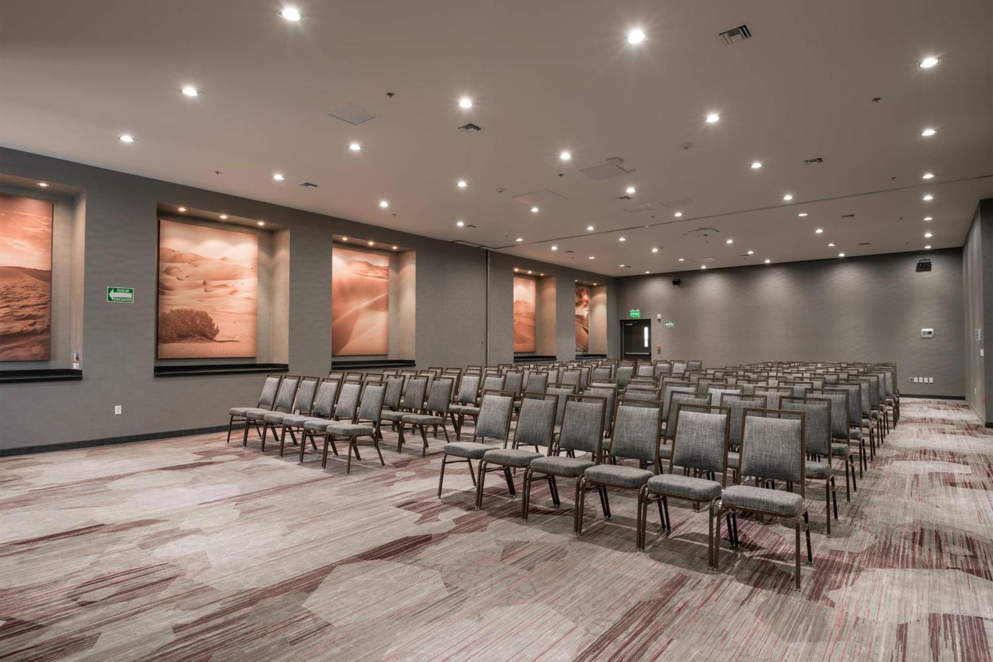 Courtyard By Marriott Ciudad Juarez Hotel Exterior photo